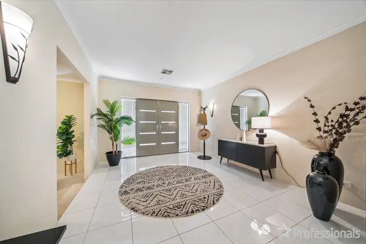208 Hermitage Drive, The Vines WA 6069