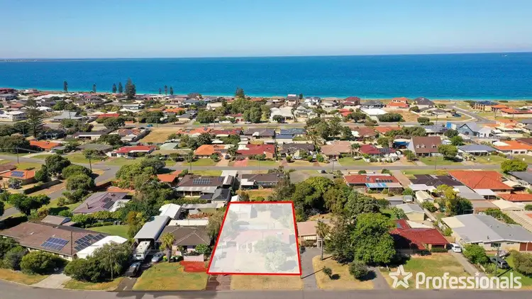 21 Seacrest Street, Safety Bay WA 6169