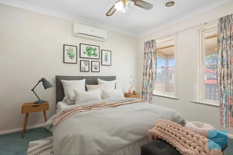 Fifth view of Homely house listing, 7 Landers Court, Caroline Springs VIC 3023