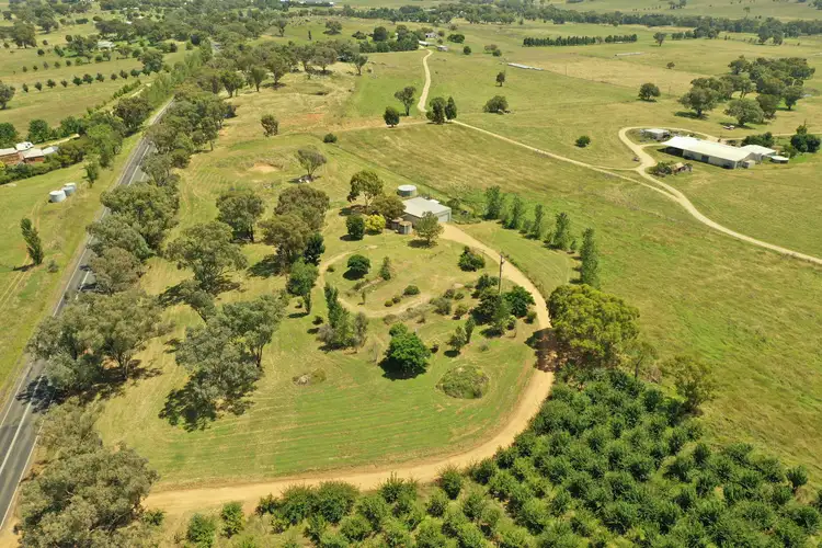 456 Henry Lawson Way, Young NSW 2594