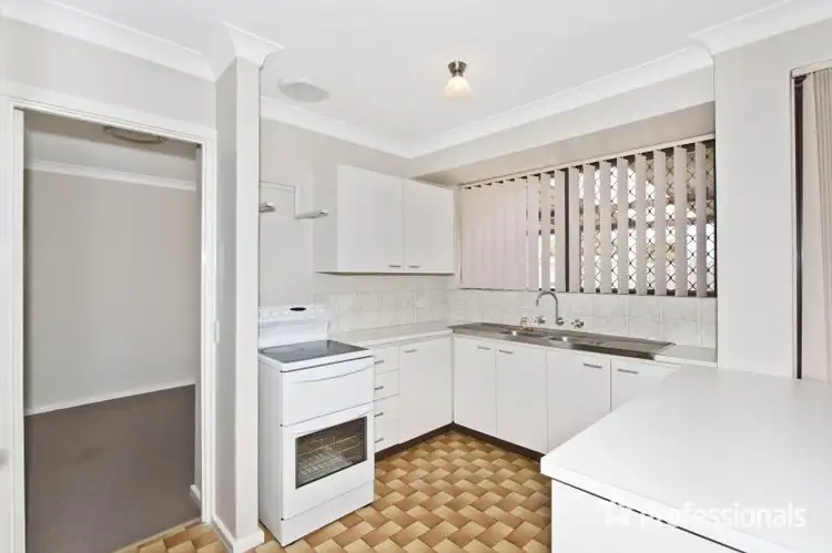 Third view of Homely house listing, 16 Jindarra Close, Cooloongup WA 6168