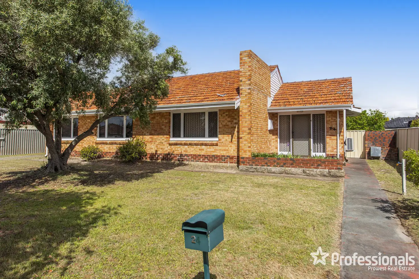Main view of Homely house listing, 24 Pitt Street, St James WA 6102