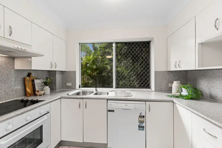 Fifth view of Homely unit listing, 4/130 Central Avenue, Indooroopilly QLD 4068