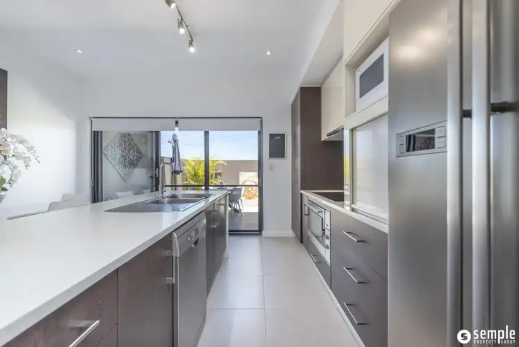 Seventh view of Homely house listing, 4A Seascape View, Yangebup WA 6164