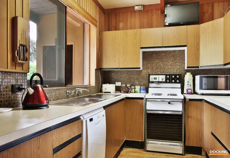 Fifth view of Homely house listing, 13 Allison Court, Vermont VIC 3133