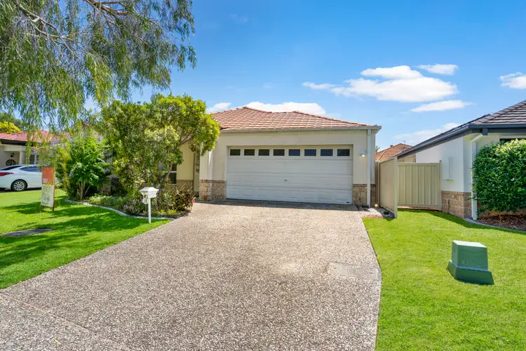 19 Christina Ryan Way, Arundel QLD 4214