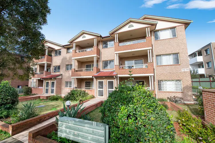 13/70-74 Clissold Parade, Campsie NSW 2194