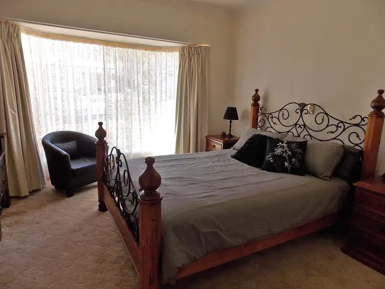 Third view of Homely semi-detached listing, 2/31 Terry Court, Alice Springs NT 870