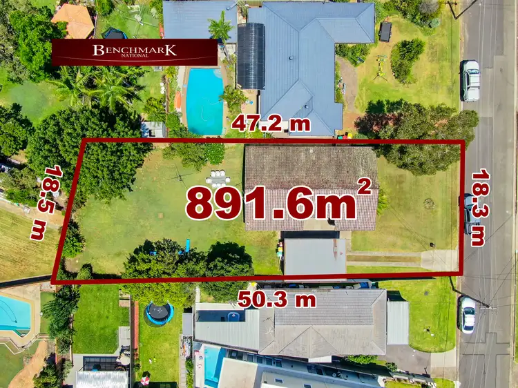 27 Templeton Crescent, Moorebank NSW 2170