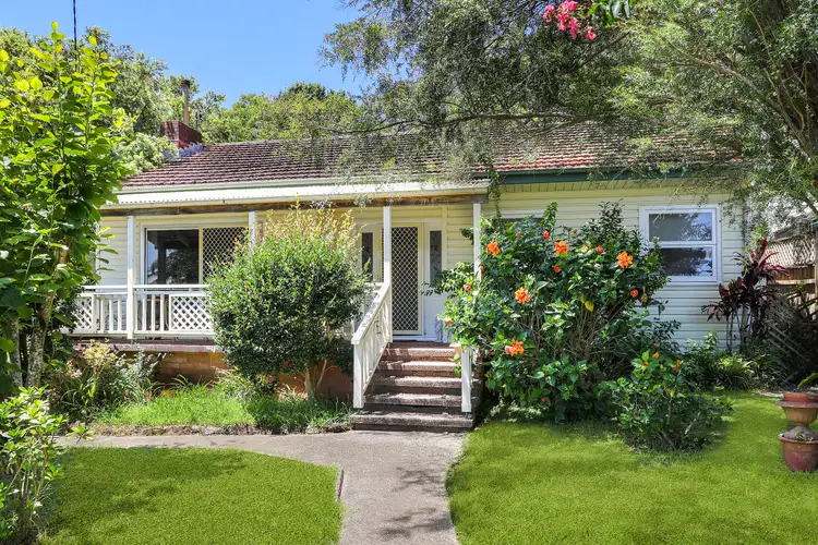 7 Ronald Avenue, Wyoming NSW 2250