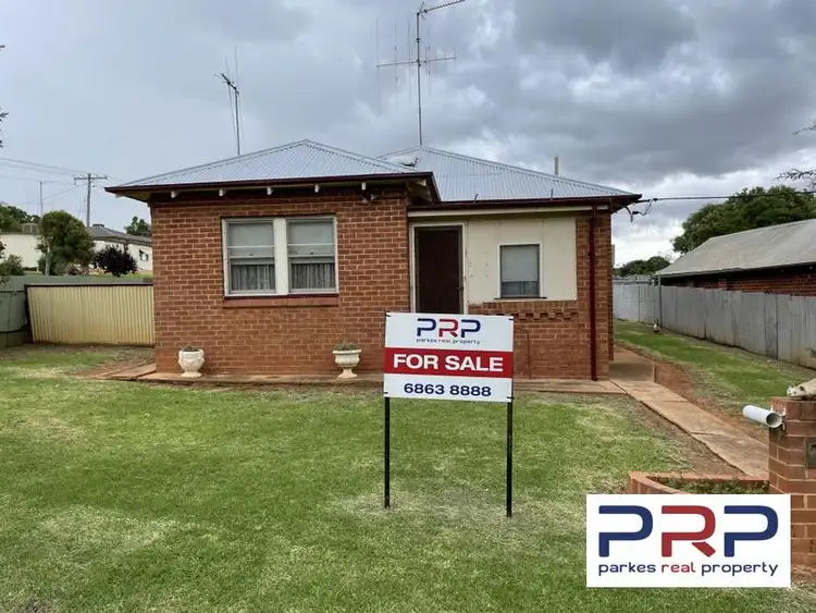 36 Thomas Street, Parkes NSW 2870
