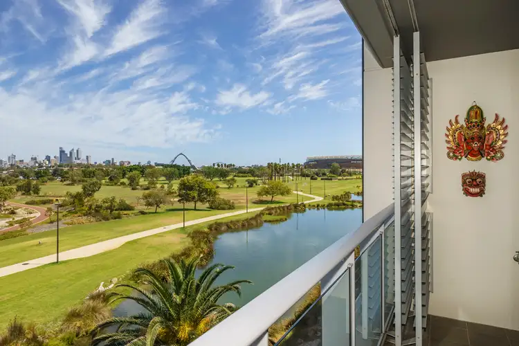 18/23 Bow River Crescent, Burswood WA 6100