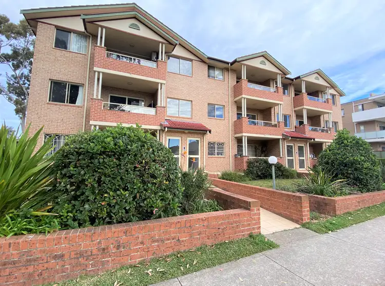 Main view of Homely unit listing, 4/70 Clissold Parade, Campsie NSW 2194