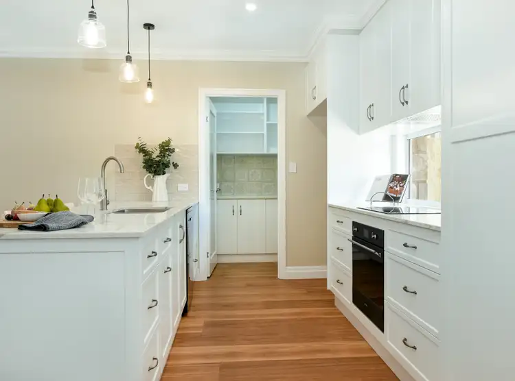 Third view of Homely townhouse listing, 2/75a Bridge Street, Mount Lofty QLD 4350