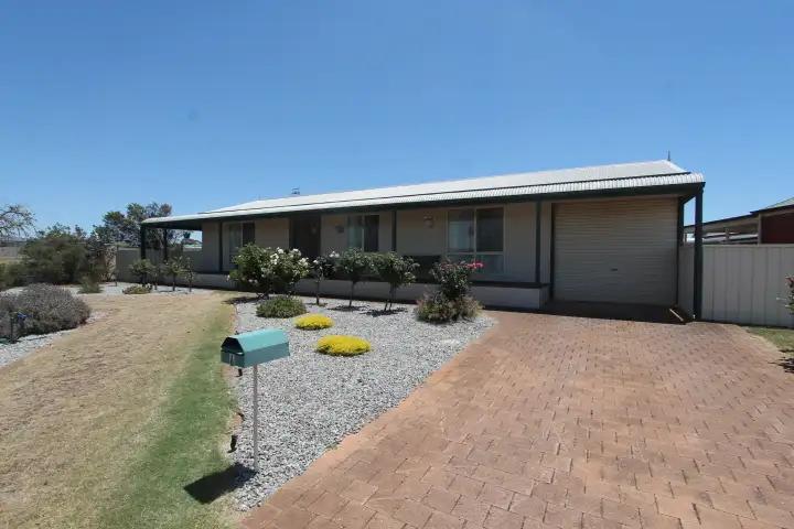6 Stubing Street