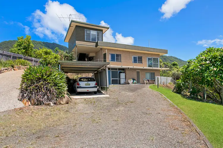 10 Wharf Street, Laurieton NSW 2443