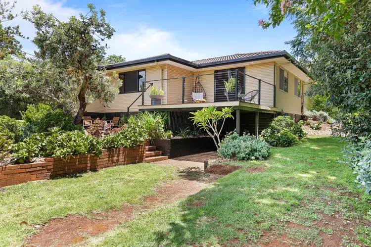 17 Hillside Street, Newtown QLD 4350