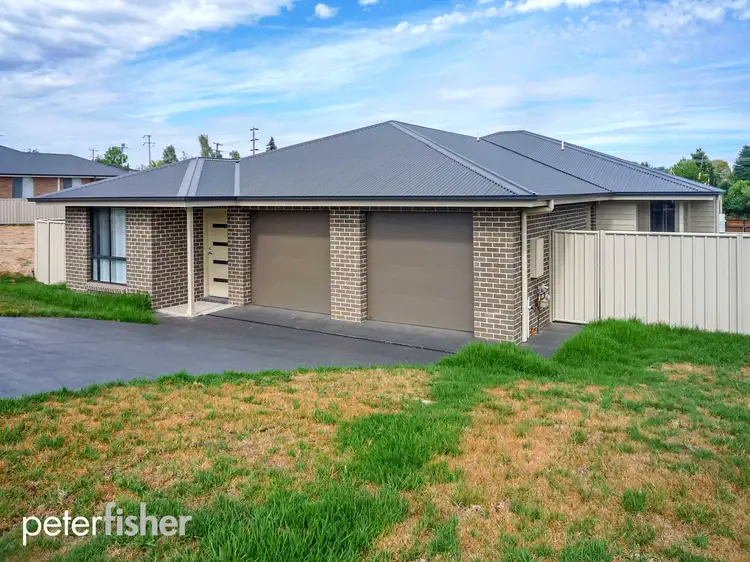 17A and 17B Grace Rise, Orange NSW 2800