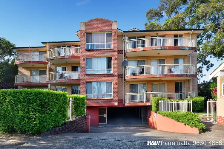 1/8 Fifth Avenue, Blacktown NSW 2148
