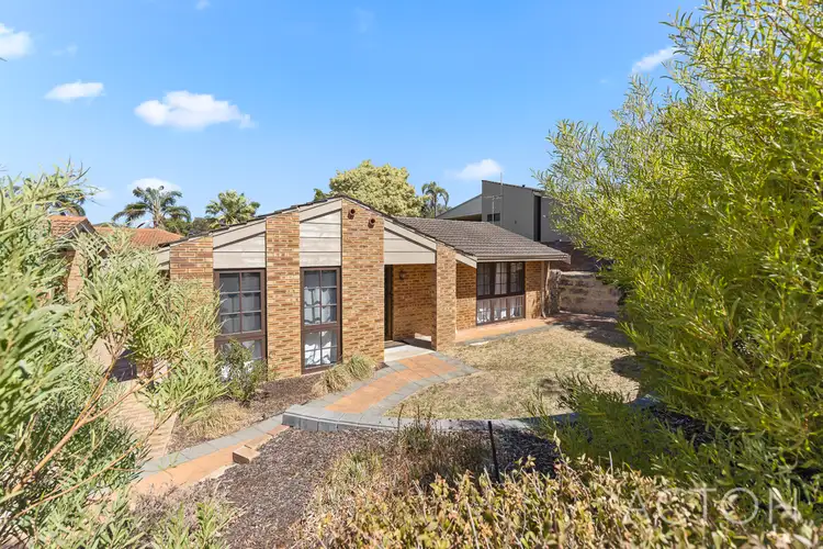 5A Ballidon Crescent, Carine WA 6020