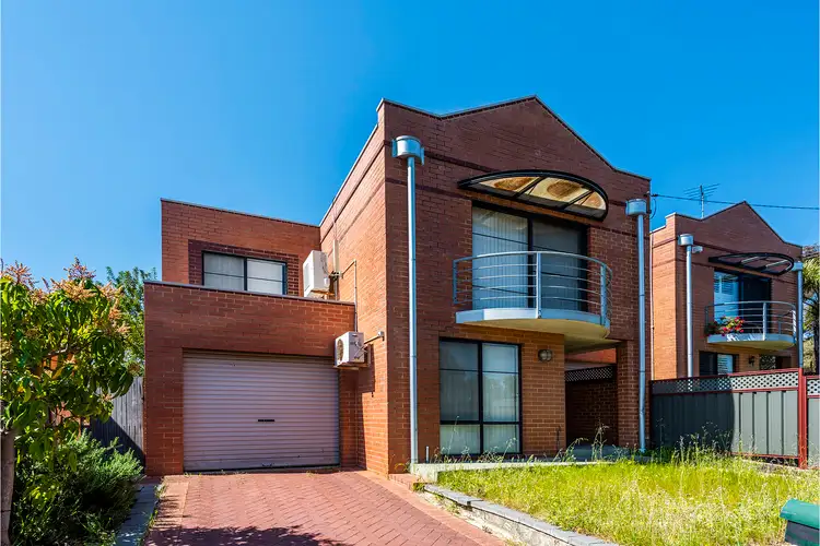 1/2 Ninth Avenue, Maylands WA 6051