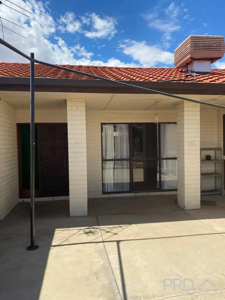 Second view of Homely house listing, 2 Caloola Court, Mildura VIC 3500