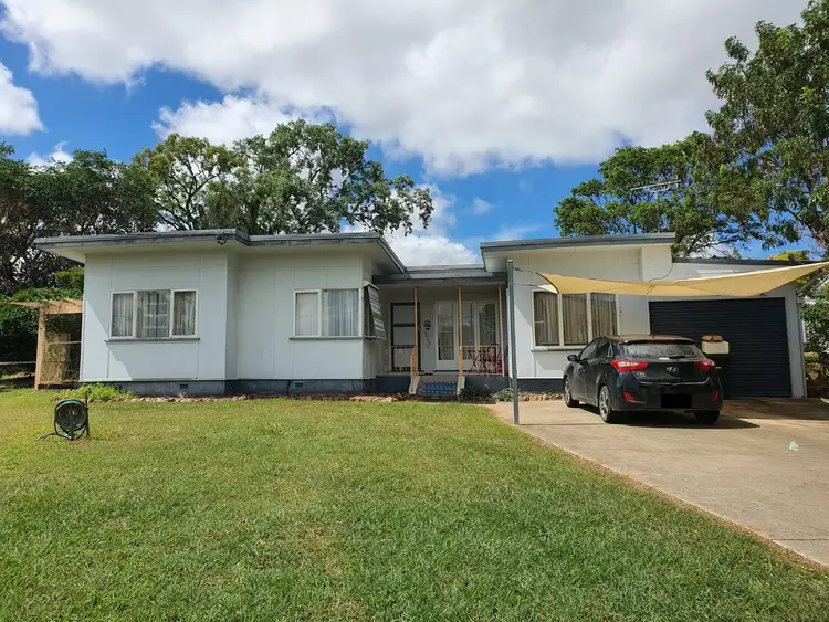 4 Landsborough Street, Monto QLD 4630