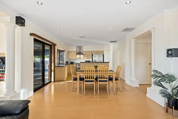 Fifth view of Homely house listing, 4 Stanford Glen, Seaford Rise SA 5169