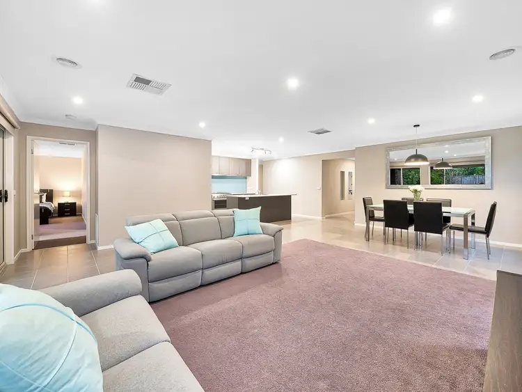 Fifth view of Homely house listing, 31 Mallett Grove, Lyndhurst VIC 3975