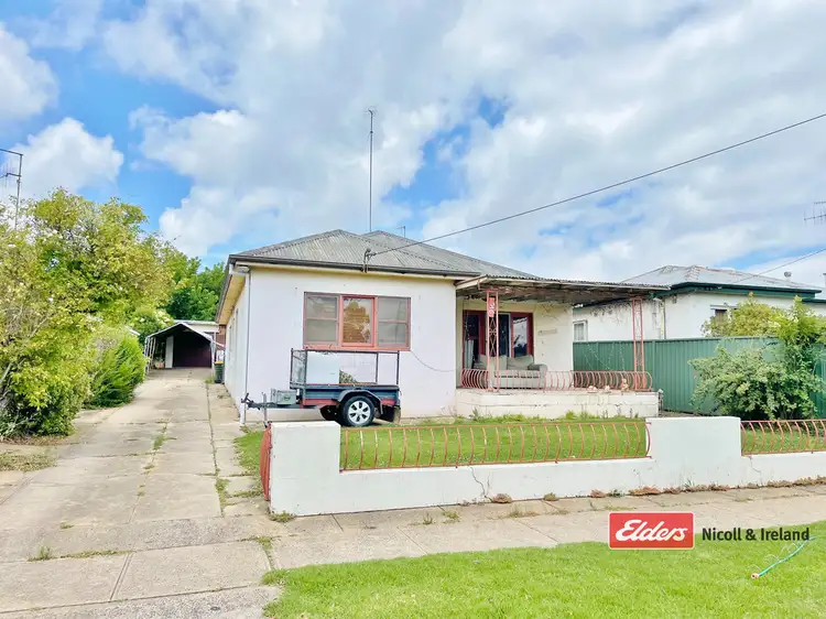 216 Durham Street, Bathurst NSW 2795