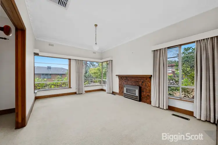 Second view of Homely house listing, 3 Avondale Grove, Mount Waverley VIC 3149