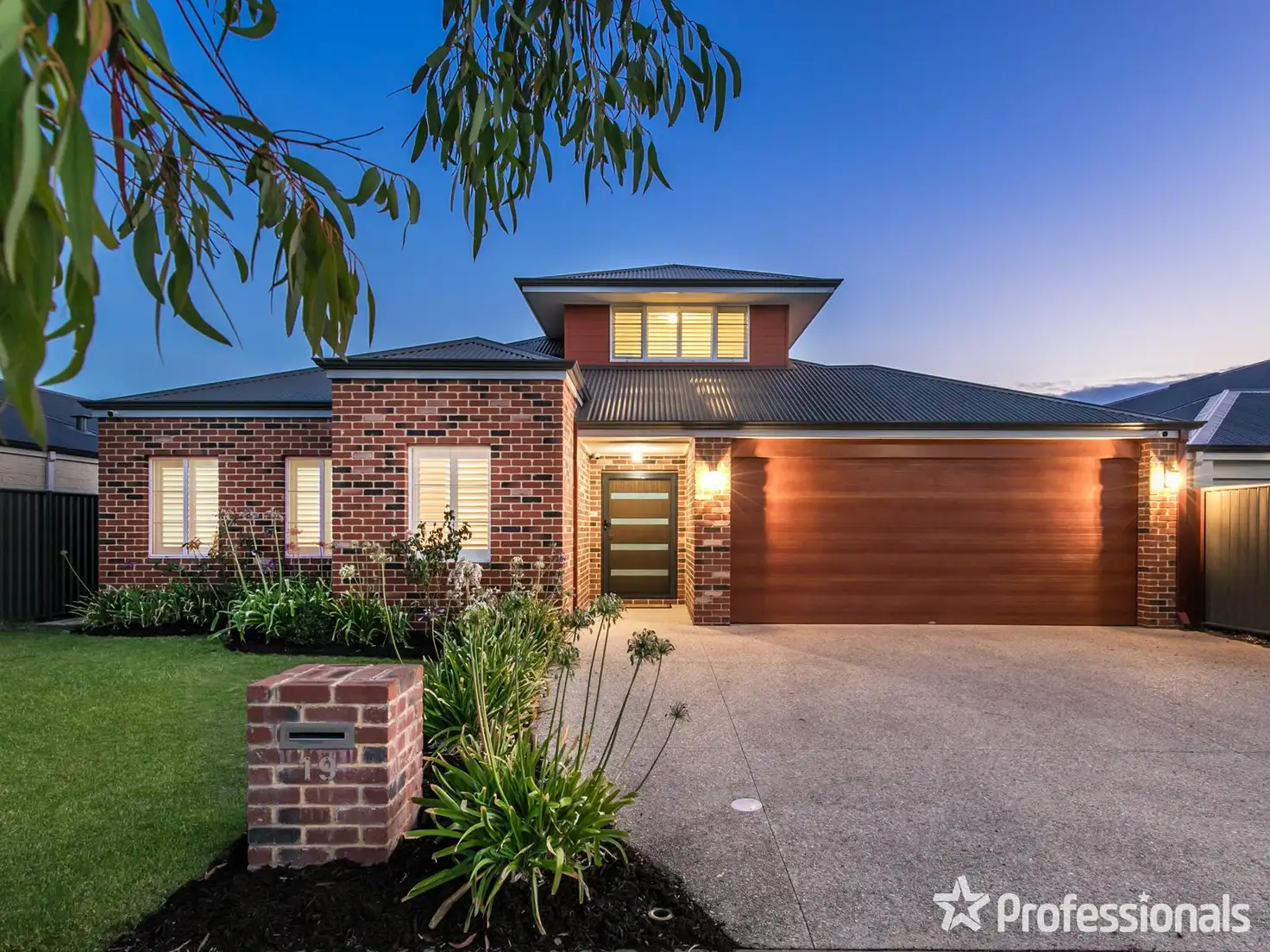 Main view of Homely house listing, 19 Rushmore Loop, Baldivis WA 6171