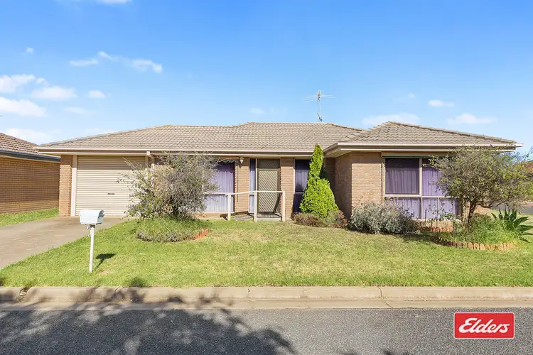 17 Sunshine Blvd, Mulwala NSW 2647