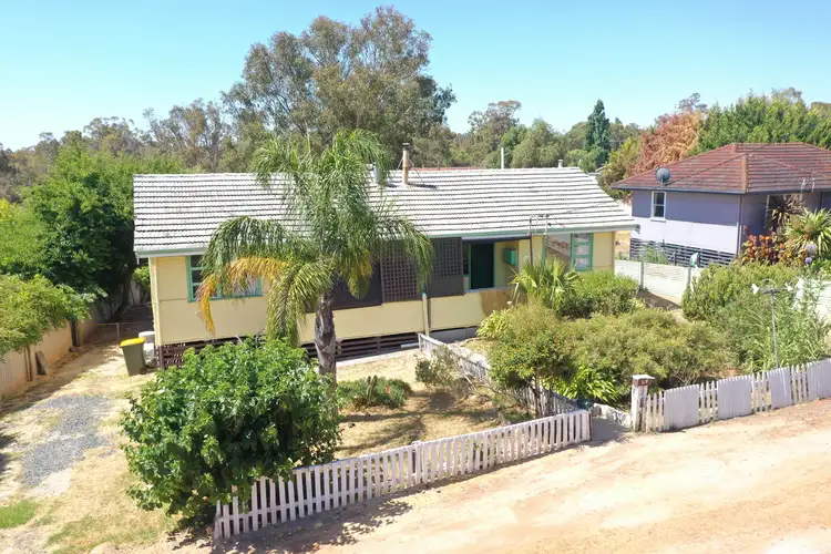 4A/B Cowley Street, Boyup Brook WA 6244