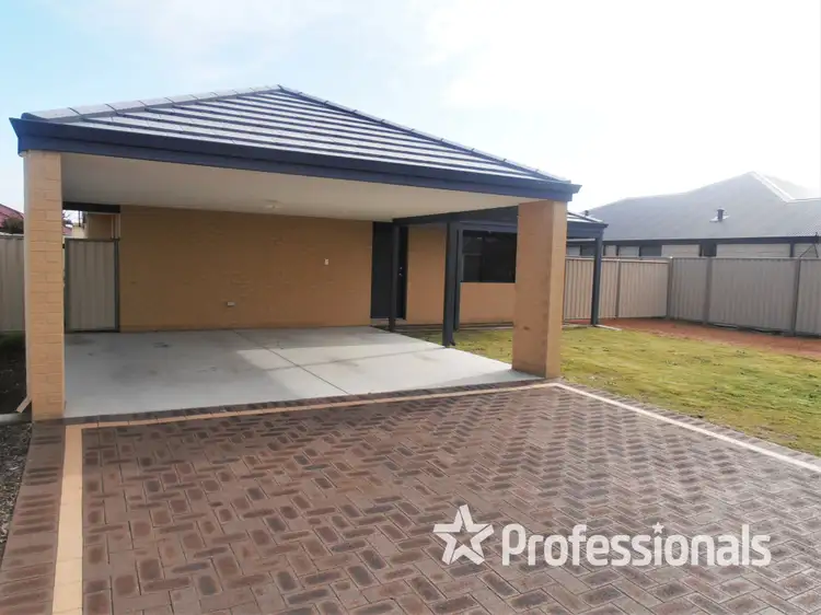 Main view of Homely house listing, 32 Waddingham Loop, Capel WA 6271