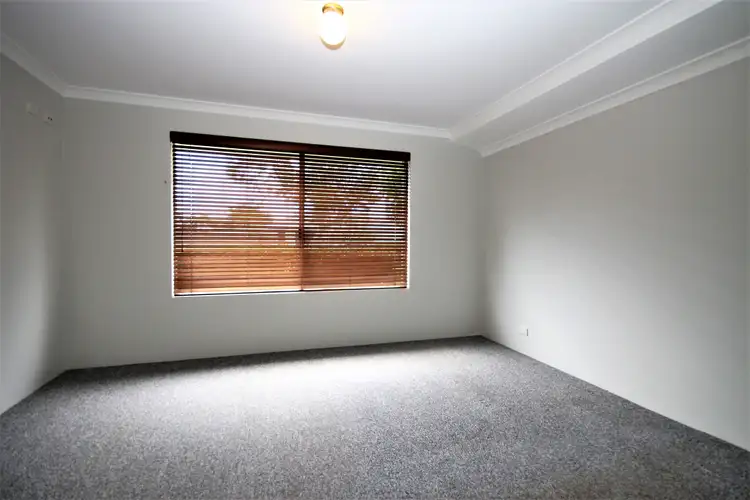 Seventh view of Homely house listing, 9 Emerald Way, Australind WA 6233