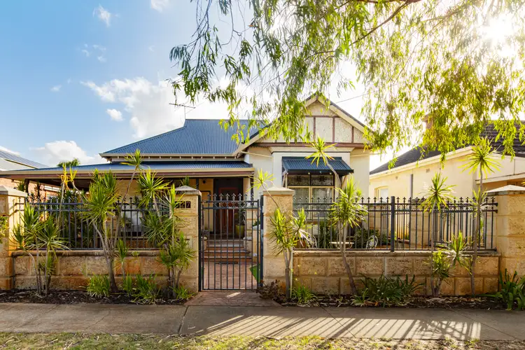 127 Seventh Avenue, Inglewood WA 6052