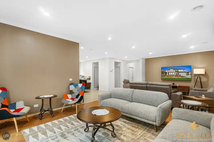 Sixth view of Homely house listing, 81 Stoneleigh Circuit, Williams Landing VIC 3027