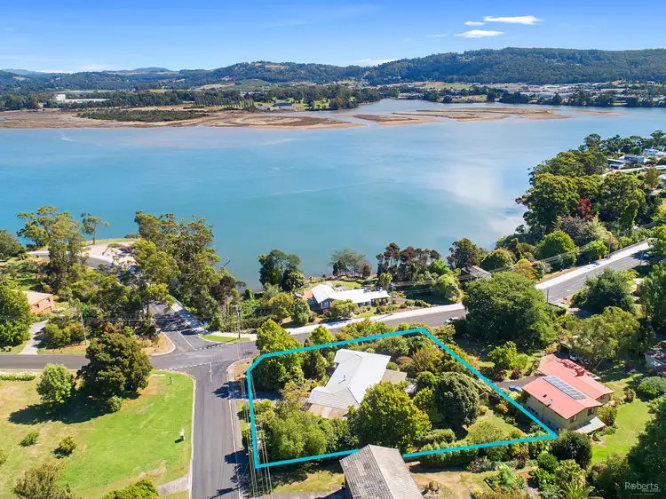 1 Bayview Avenue, Ambleside TAS 7310