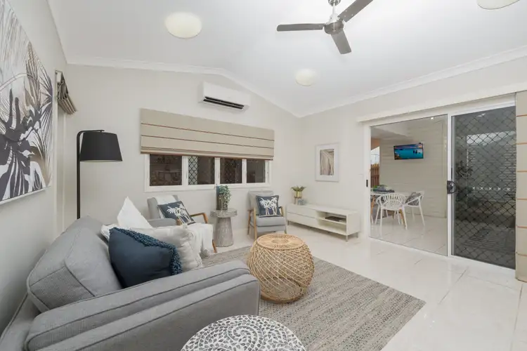 Fourth view of Homely villa listing, 1/38 Marks Street, Hermit Park QLD 4812