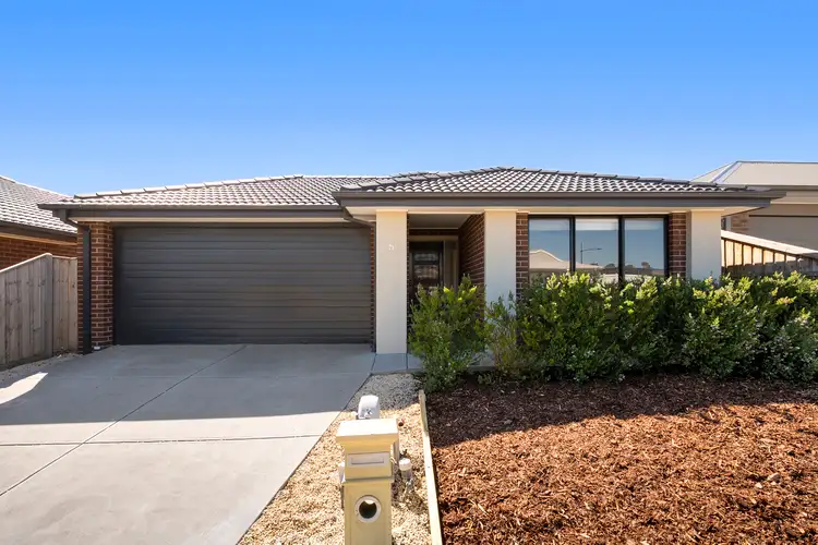5 Tully Street, Charlemont VIC 3217