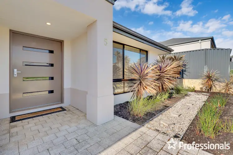 Sixth view of Homely house listing, 5 Esmerelda Rise, Baldivis WA 6171