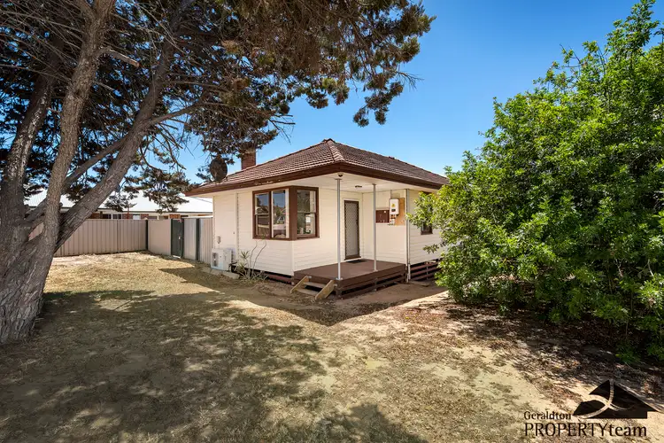 7 Crabbe Street, Rangeway WA 6530