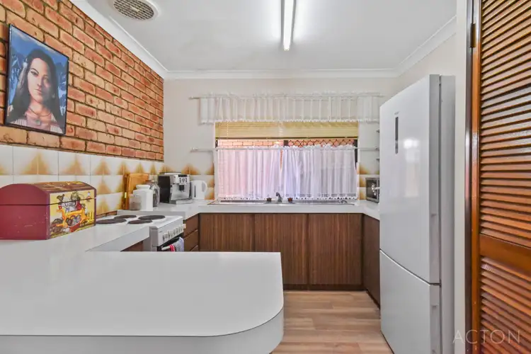 Fourth view of Homely house listing, 2/5 Nile Close, Halls Head WA 6210