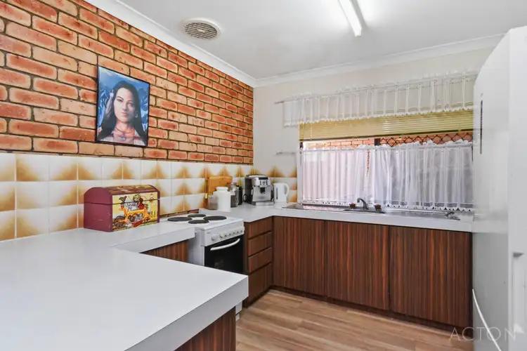 Fifth view of Homely house listing, 2/5 Nile Close, Halls Head WA 6210