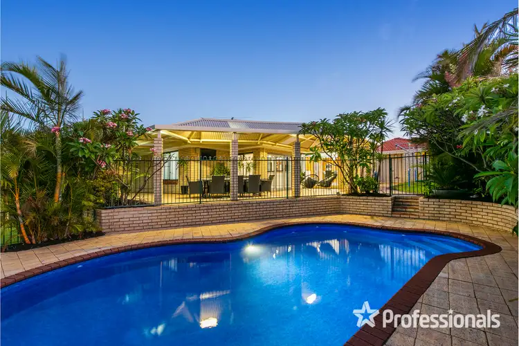 34 New Cross Road, Kingsley WA 6026