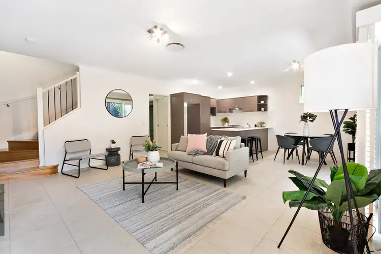 2/94 Newman Road, Wavell Heights QLD 4012