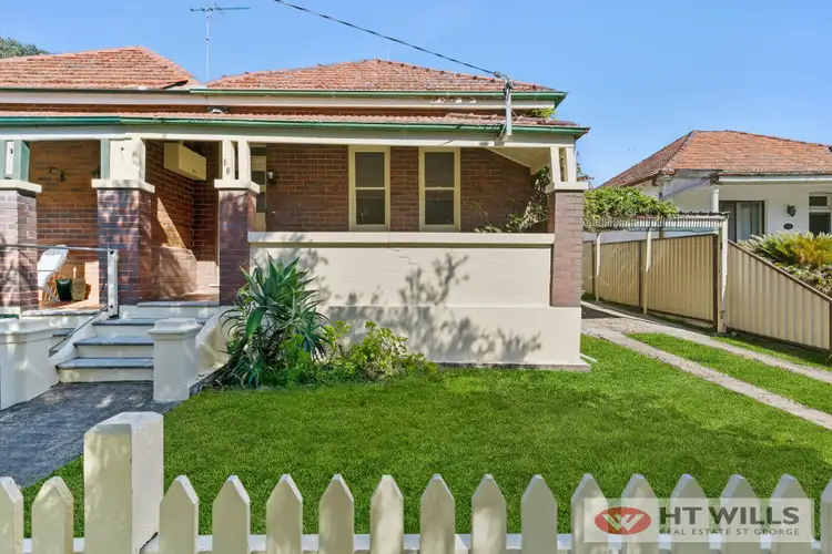 16 Roach Street, Arncliffe NSW 2205