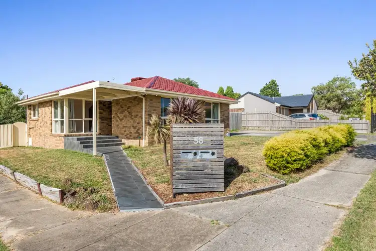58 Crossdale Rise, Endeavour Hills VIC 3802