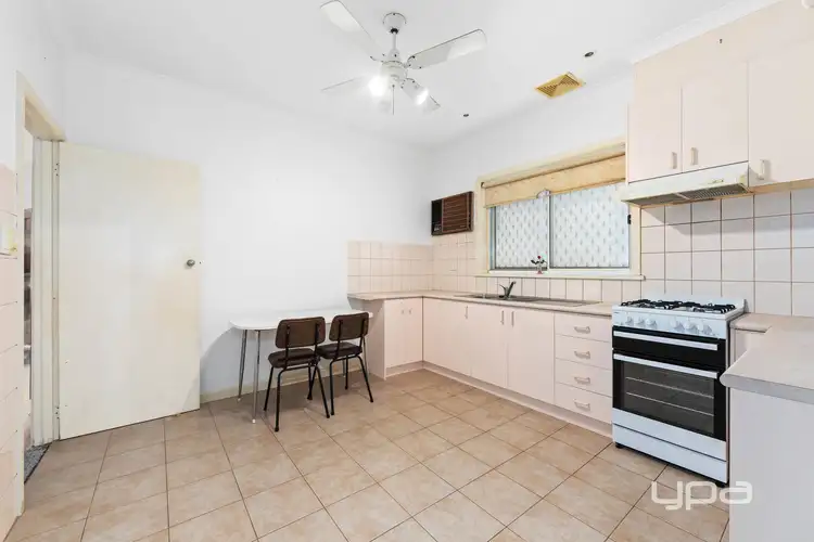 Fifth view of Homely house listing, 9 Kodre Street, St Albans VIC 3021